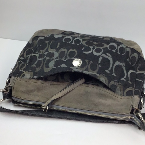 Coach Bog - Picture 9 of 15